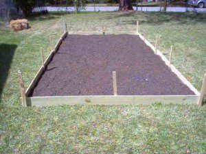 garden bed construction 300x225 Garden Greetings from the Deep South